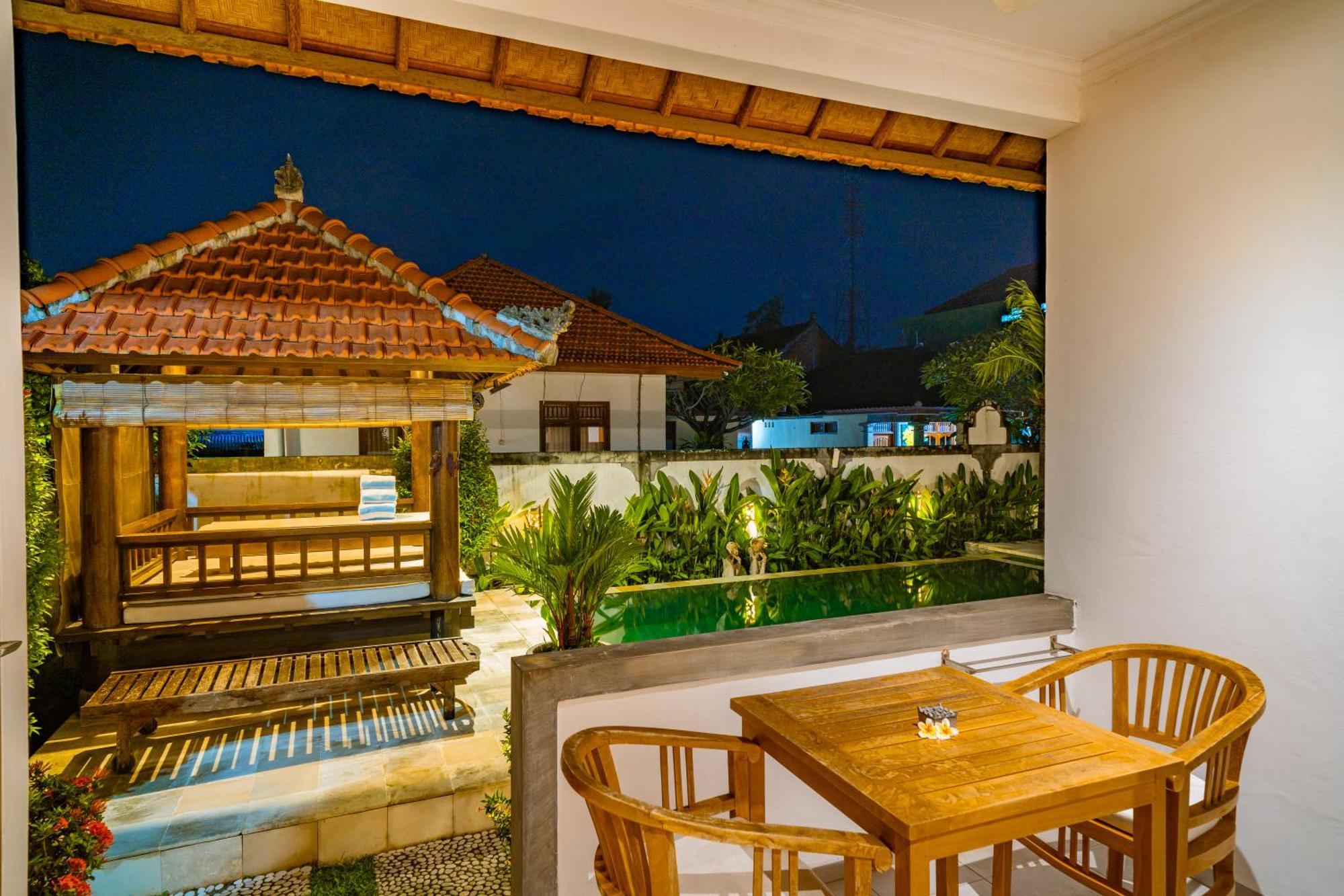 Villa Seruni Lovina Exterior foto